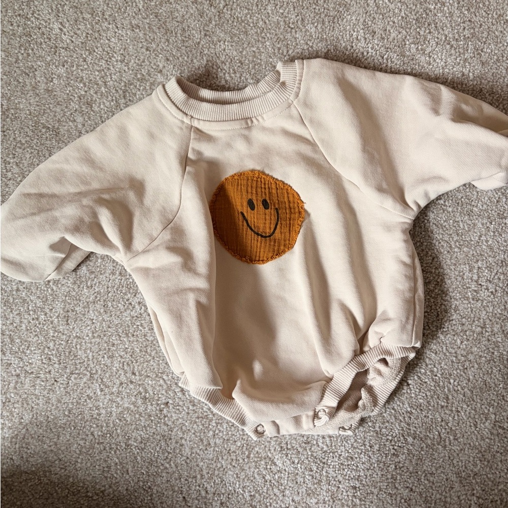 Kids Cream One-Piece Romper with Mustard Smiley Patch